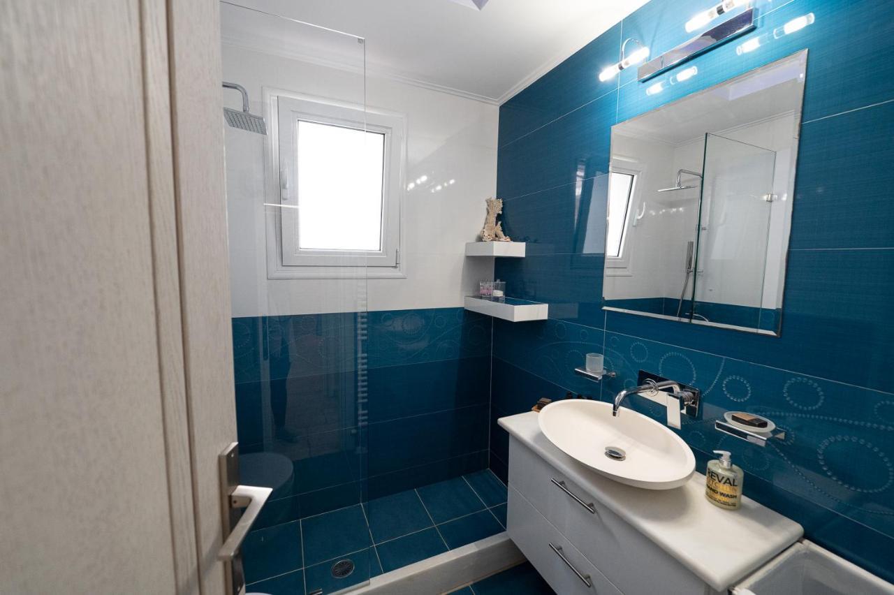 Kalavria Luxury Suites, Afroditi Suite With Magnificent Sea View And Private Swimming Pool. Poros Town Exterior photo
