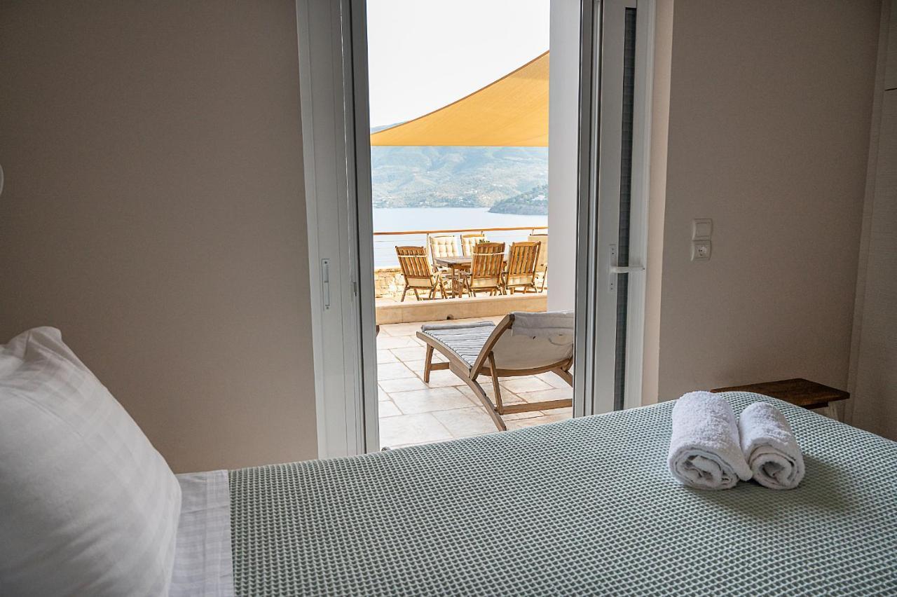 Kalavria Luxury Suites, Afroditi Suite With Magnificent Sea View And Private Swimming Pool. Poros Town Exterior photo