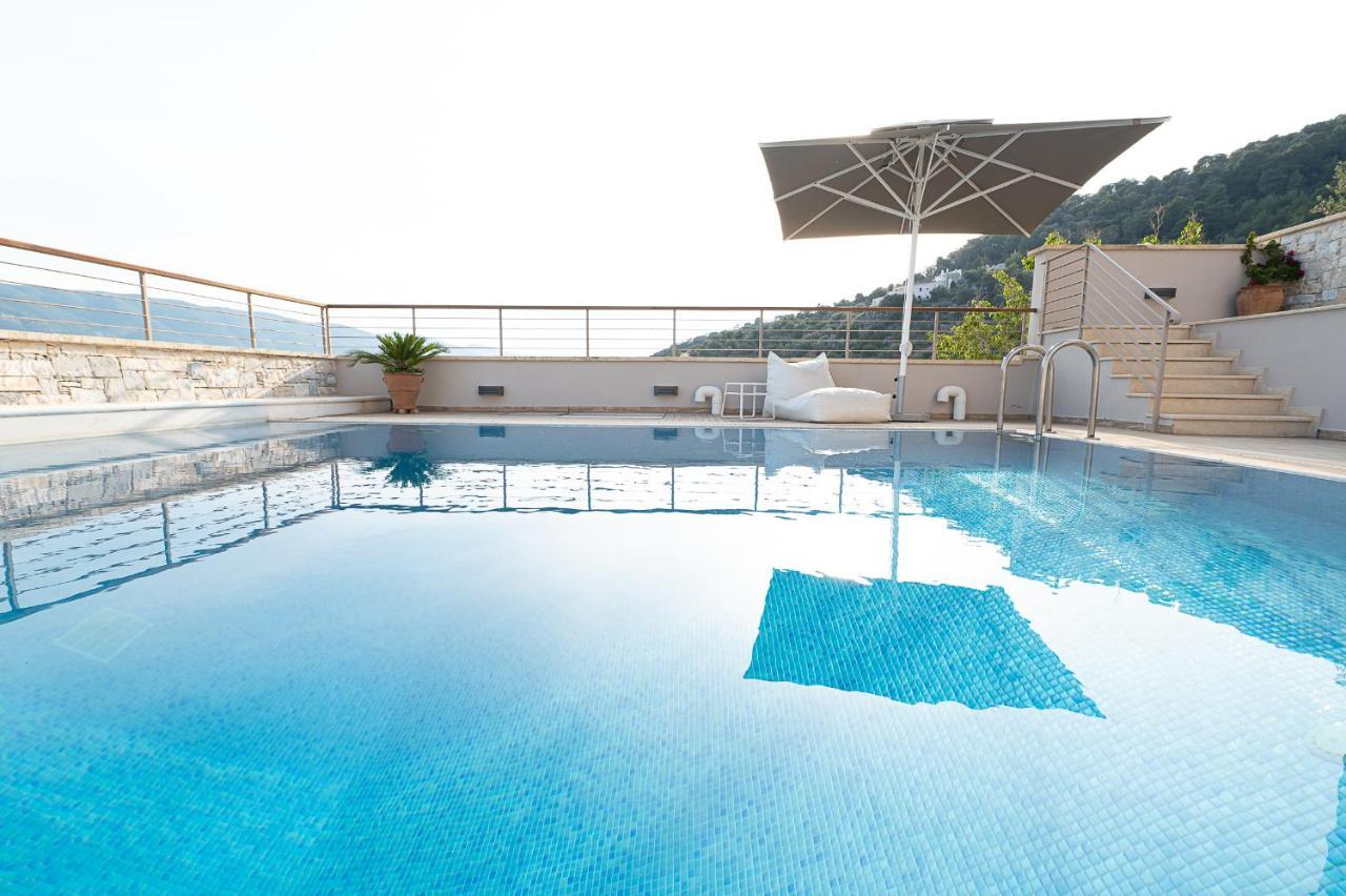 Kalavria Luxury Suites, Afroditi Suite With Magnificent Sea View And Private Swimming Pool. Poros Town Exterior photo